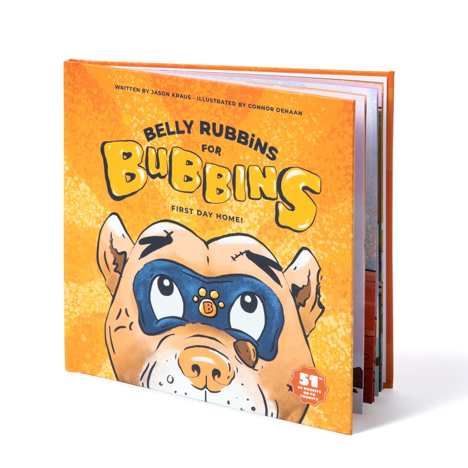 Books and Super Bubbins Plushie Gift Pack: Holiday Special (Hardcover)